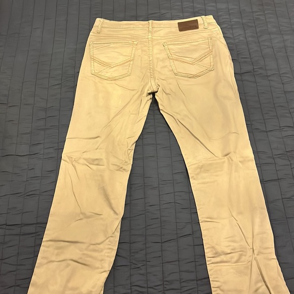BKE jeans. Great condition. Super comfortable. - Picture 6 of 6